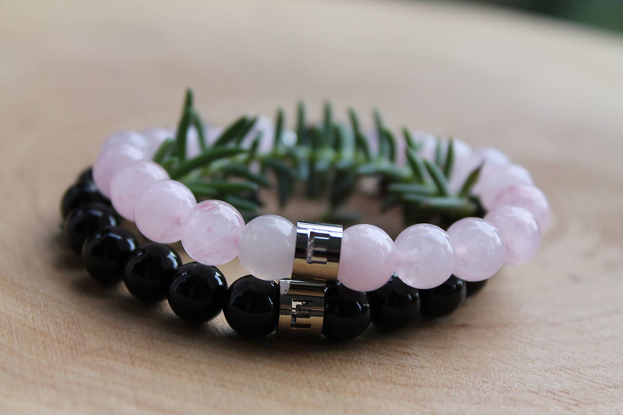 sme OTEC A MAMA s Iniciálkami  