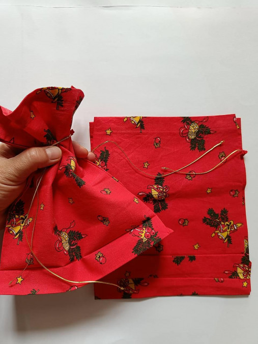 Úžitkový textil - Červené mikulášske minivrecko - 16930949_