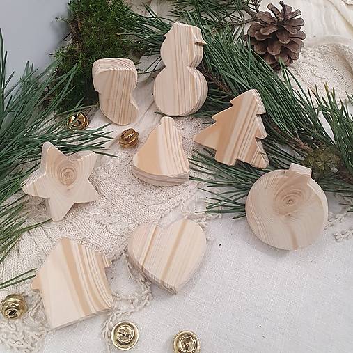 Dekorácie - Drevené vianočné ozdoby - v prírodnom štýle - 16933536_