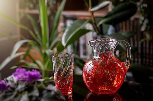 Nádoby - Sklenený džbán 1,8l Červený - 16936308_