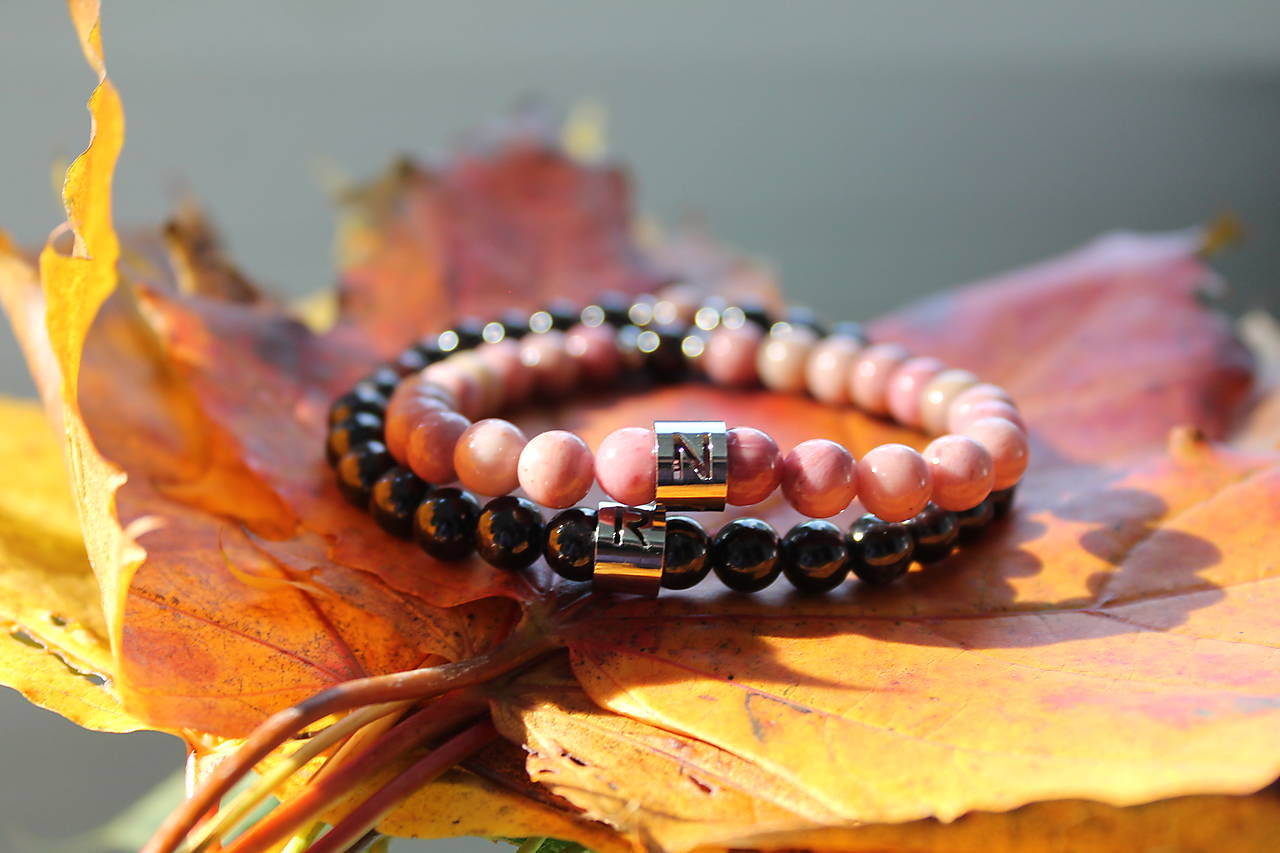 Partnerské s iniciálkami