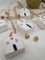 Dekorácie - Veselé drevené domčeky - 16940592_