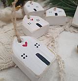 Dekorácie - Veselé drevené domčeky - 16940596_