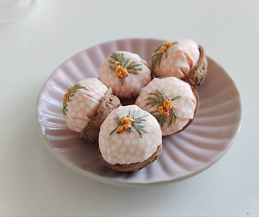 Dekorácie - Oriešky z rakytníka  - 16947669_