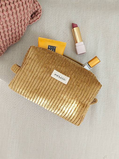 Taštičky - Kozmetická taštička MALÁ CESTOVATEĽKA - 16947151_