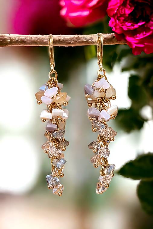 Náušnice - Visiace náušnice ružové-béžové, nerezová oceľ - 16955745_