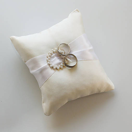 Smotanový svadobný vankúšik