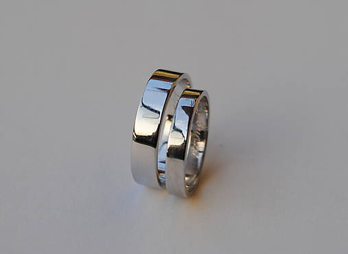 Prstene - Klasické ploché biele obrúčky - 16964297_