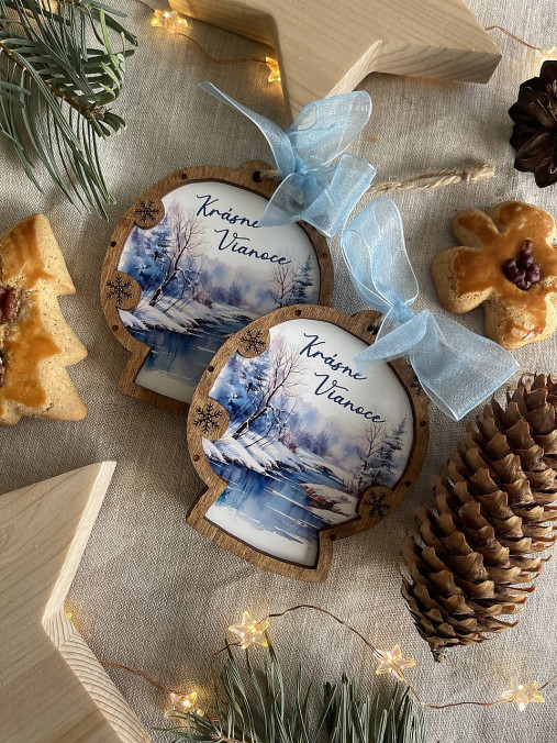 Dekorácie - Vianočná ozdoba Zasnežená krajina - 16963829_