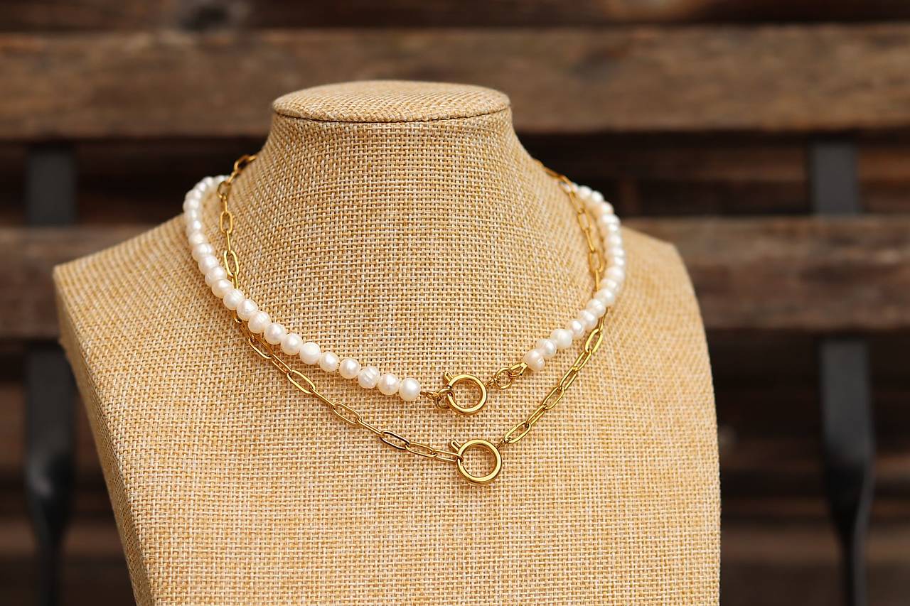 Perlový náhrdelník