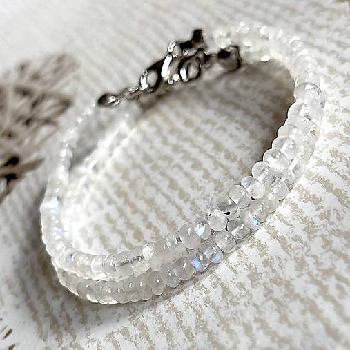 Moonstone Bracelet AG925 Rhodium Plated / Náramok mesačný kameň, striebro RH ródiované, E025