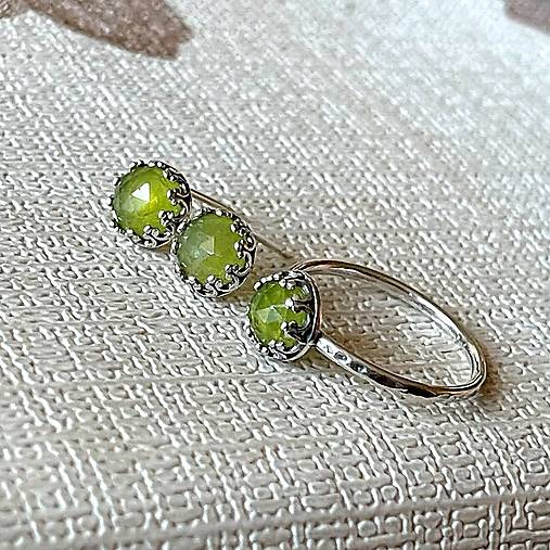 ZĽAVA 10% Natural Vezuvianite Filigree AG925 Silver Ring  / Strieborný prsteň s vezuvianom E004