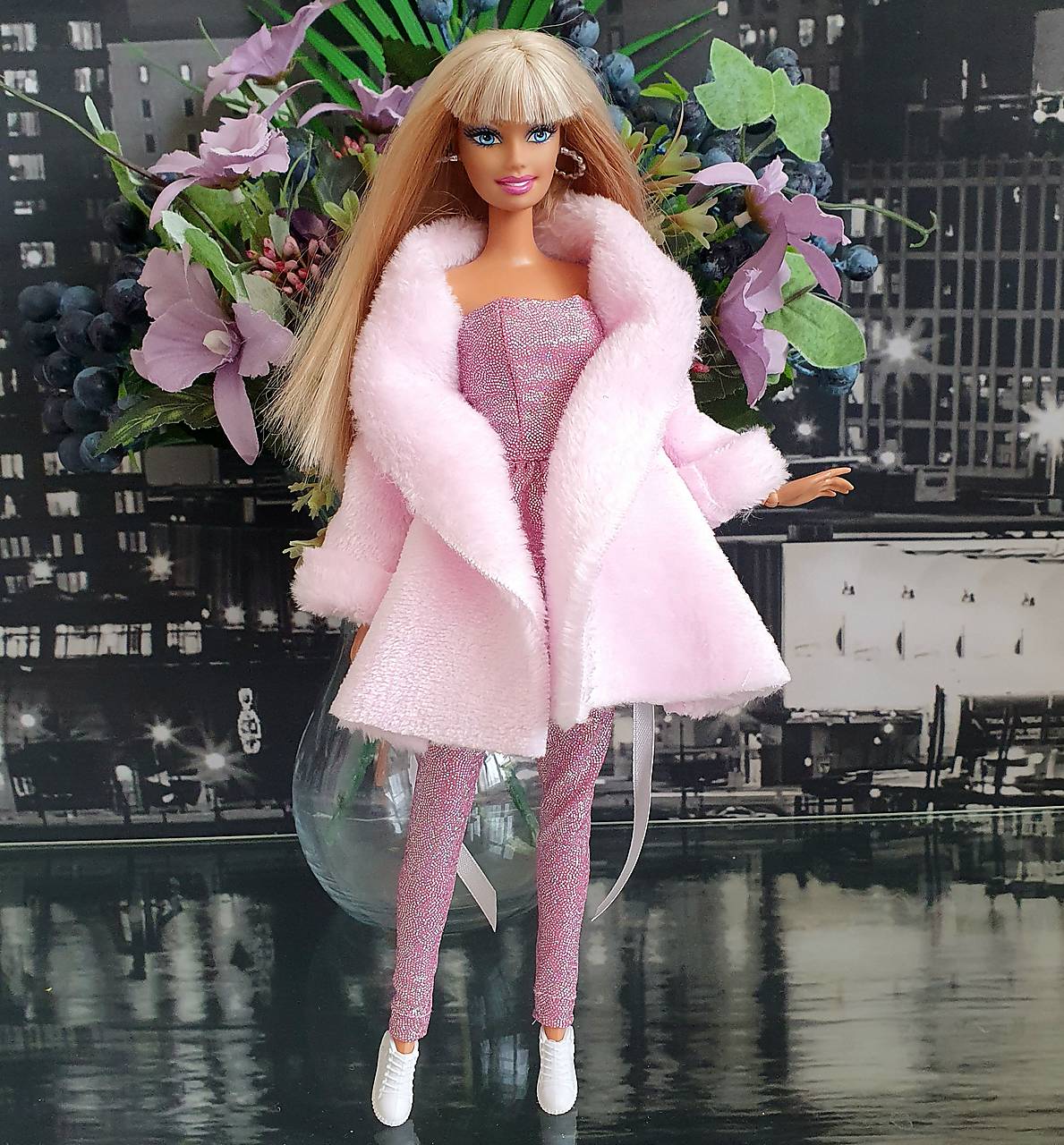 Ružový kabátik pre Barbie