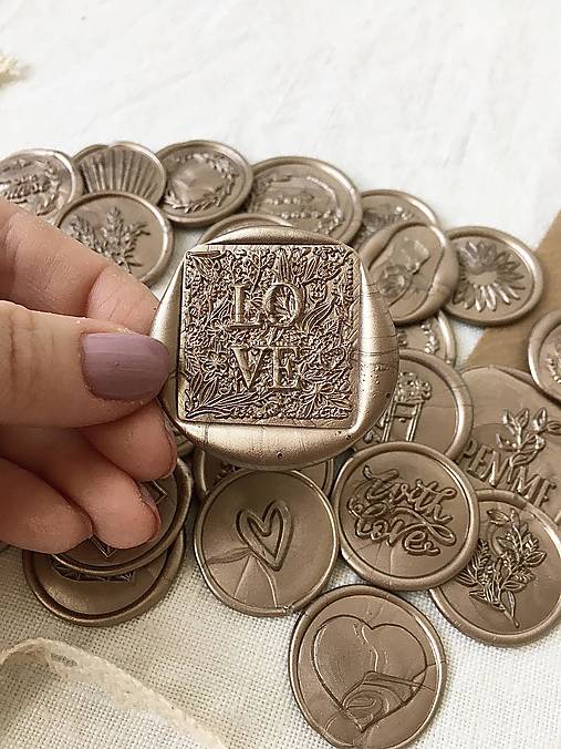 Papier - Sada hotových pečatí Champagne - LOVE - 30 ks - 17000567_