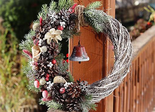 Dekorácie - Vianočný veniec - 17001835_