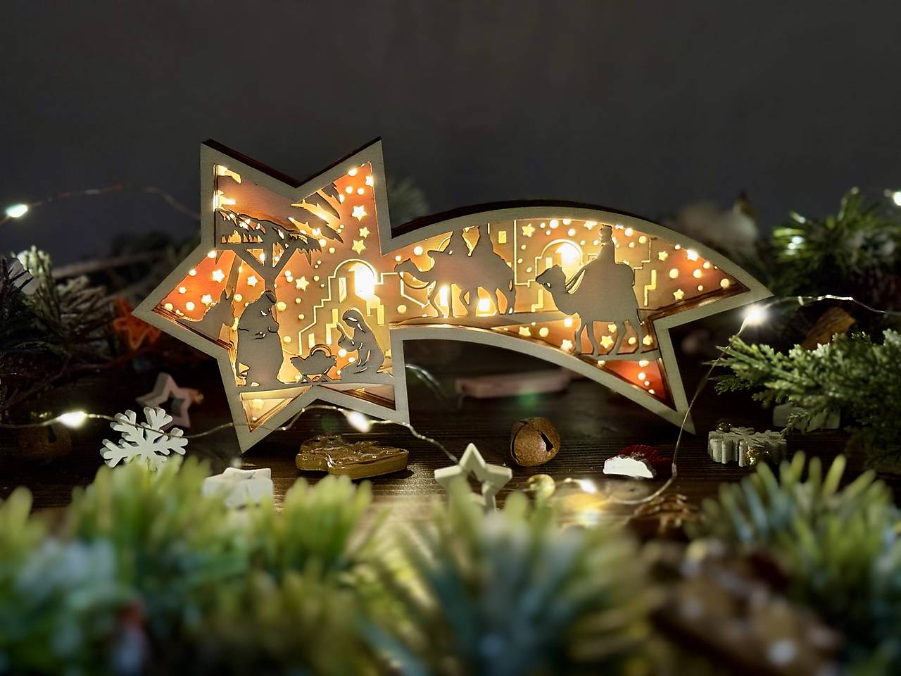 Dekorácie - Drevený betlehem v kométe 3D - 17003261_