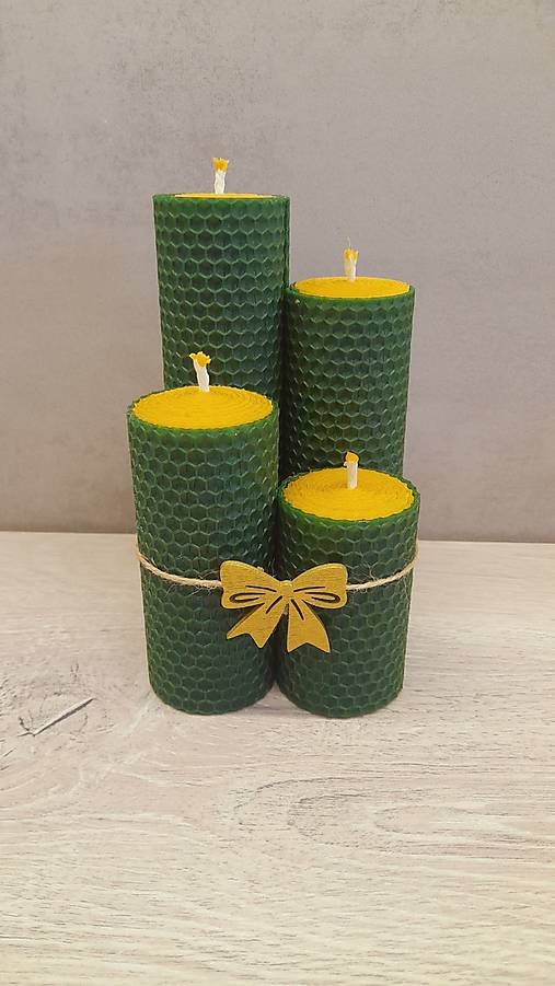 Sviečky - Adventná sada sviečok z vosku (Žltá s tmavozelenou obrubou) - 17016626_