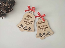 Dekorácie - Drevené vianočné ozdoby - zvonček s menom - 17020102_