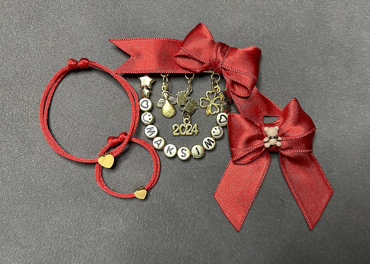 Set pre bábätko - mašlička proti urieknutiu s menom + mašlička s mackom + 2x náramok