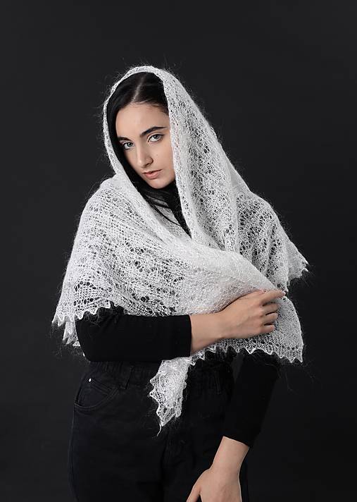 Šatky - Premium Orenburská šatka 140 x 140 cm - 17028055_