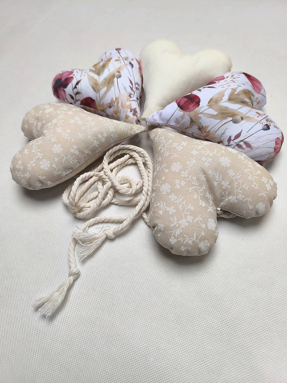 Srdiečková girlanda Nr.331 (Girlanda G)