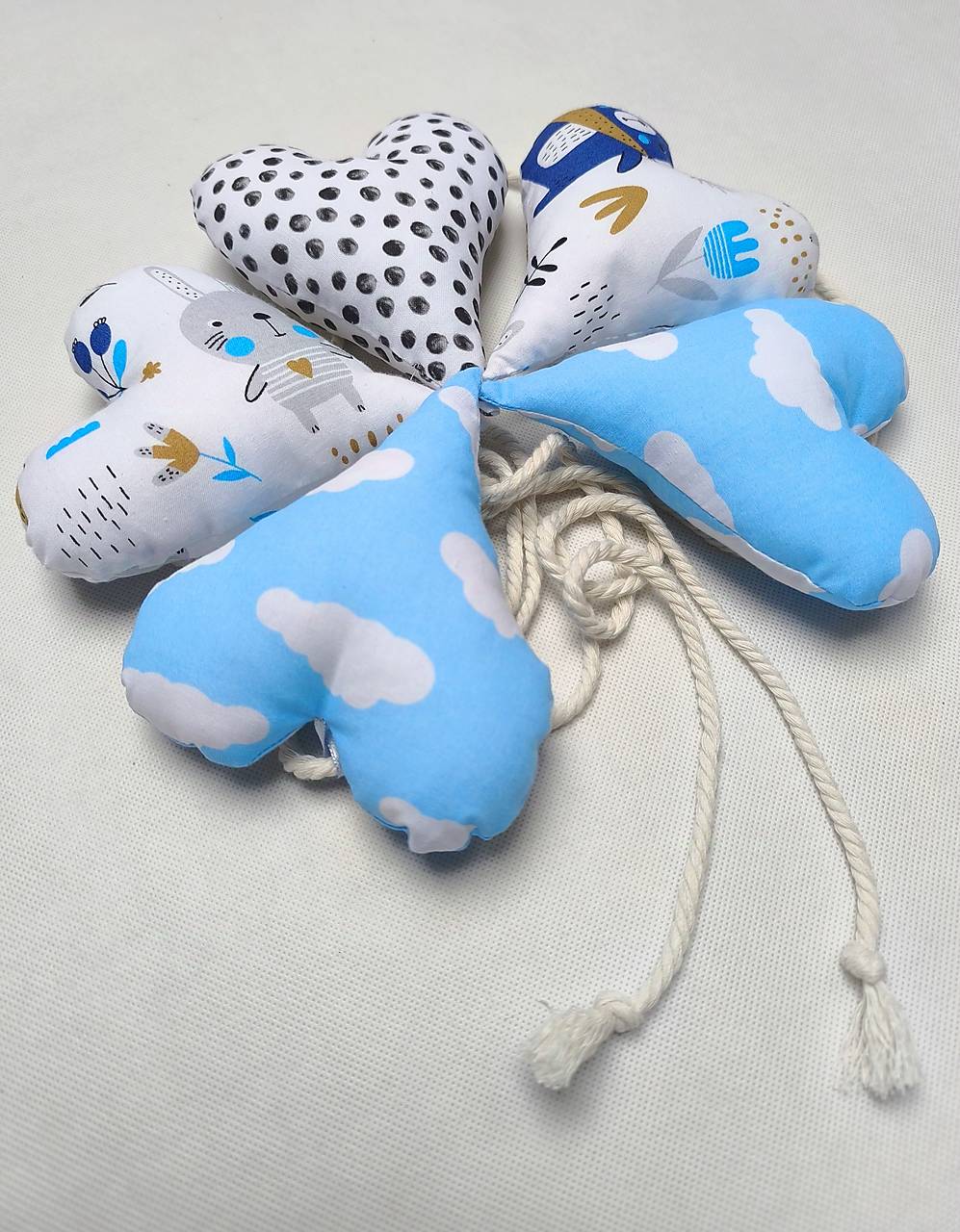 Srdiečková girlanda Nr.331 (Girlanda H)