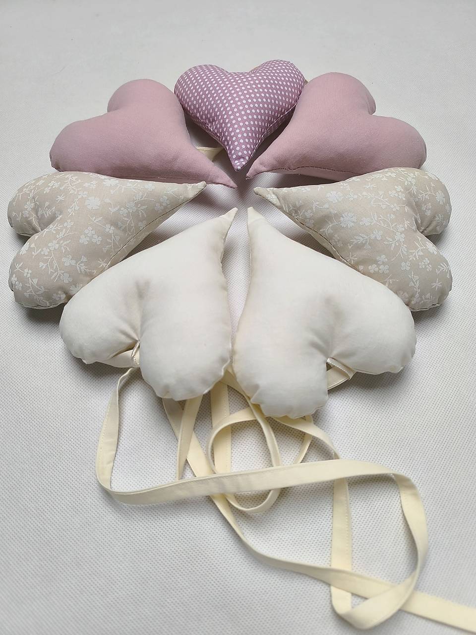 Srdiečková girlanda Nr.331 (Girlanda J)