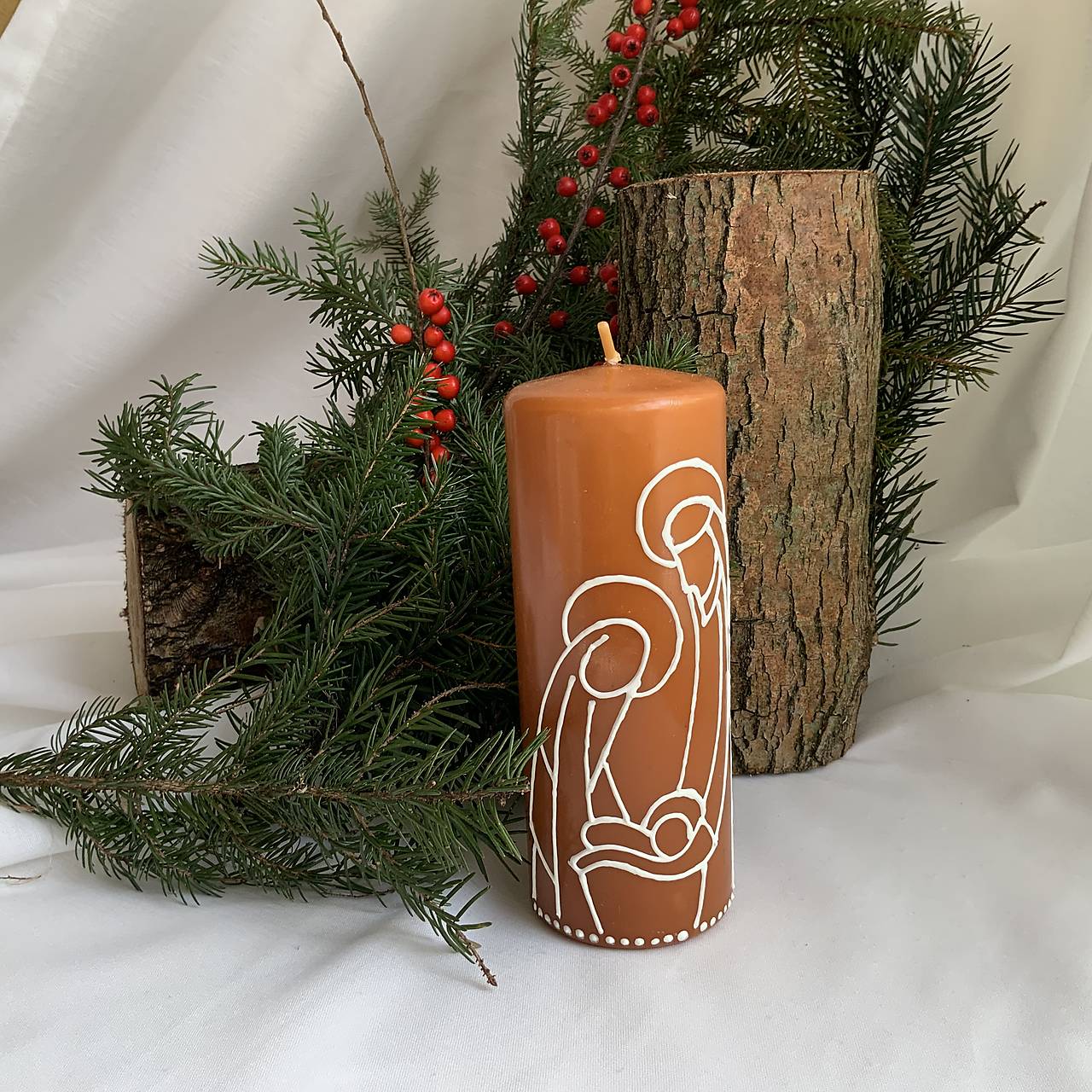 Maľovaná VIANOČNÁ svieca so Svätou rodinou (parafin / včelí vosk) (2)