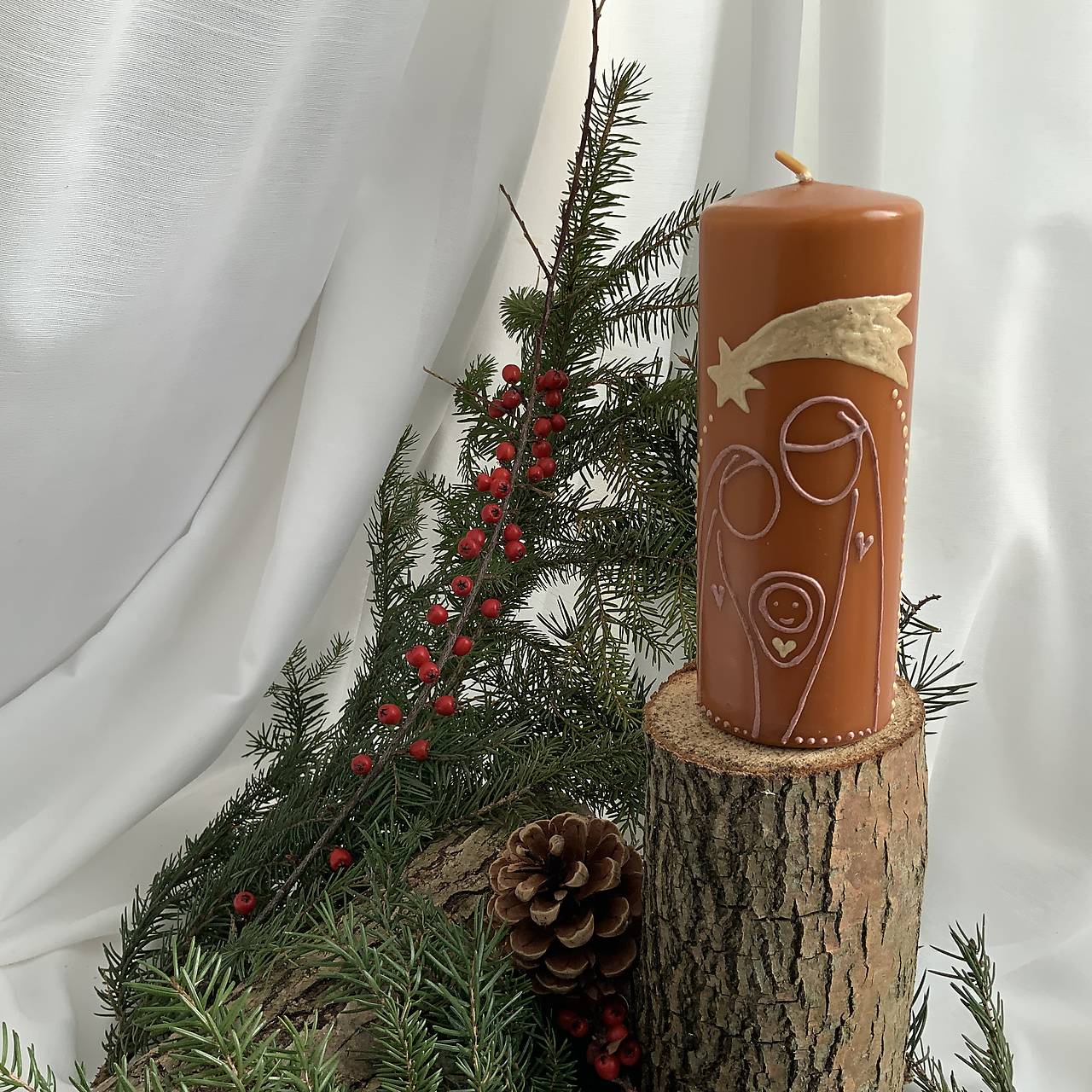 Maľovaná VIANOČNÁ svieca so Svätou rodinou (parafin / včelí vosk) (7)