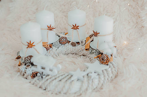Dekorácie - Adventný veniec - 17037148_