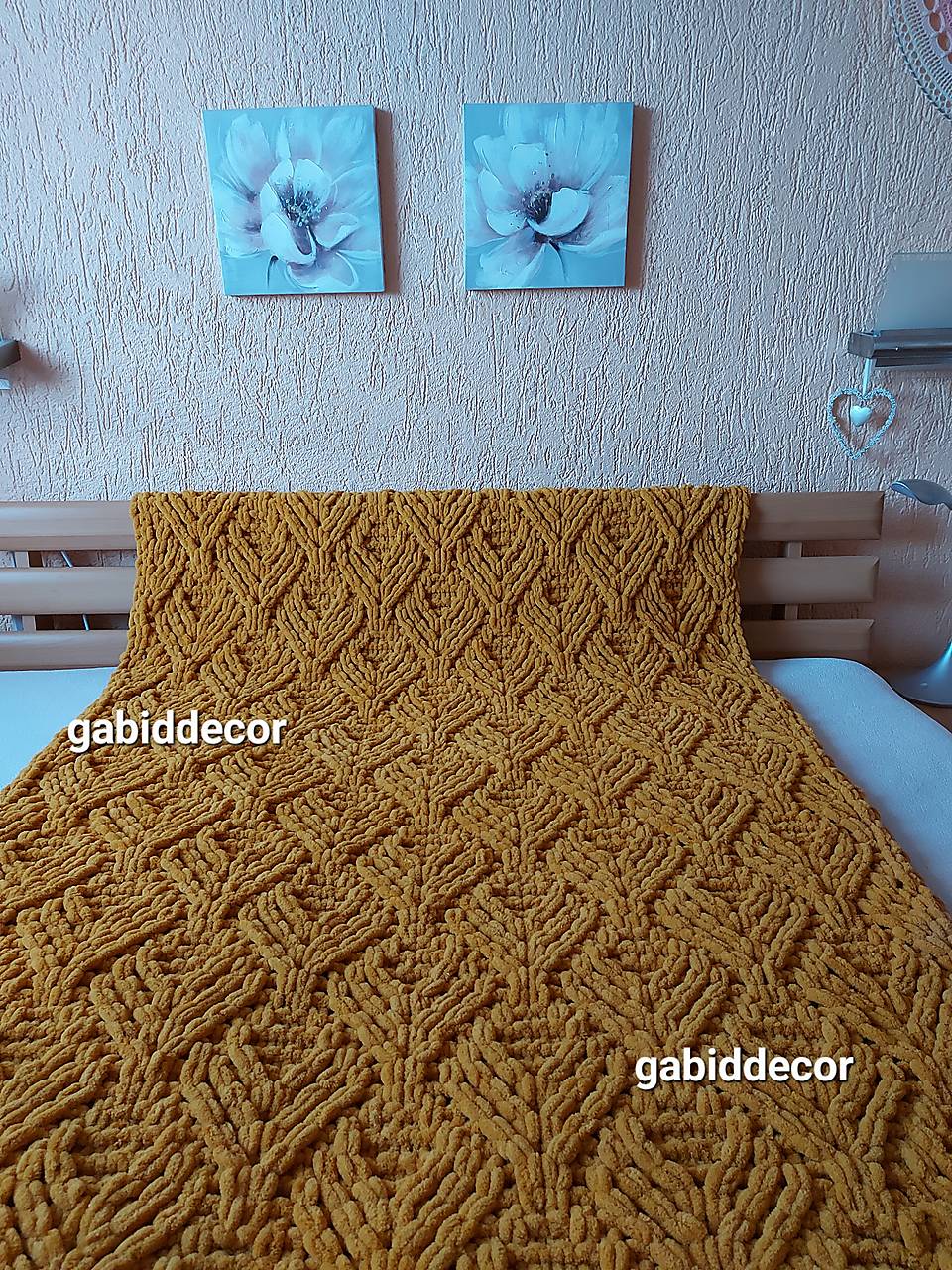 Jemnučká a ľahká deka z priadze alize puffy - mustard (horčicová)