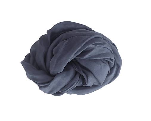 Šály a nákrčníky - "blue graphite"  hodvábny šál skladom - 17043798_