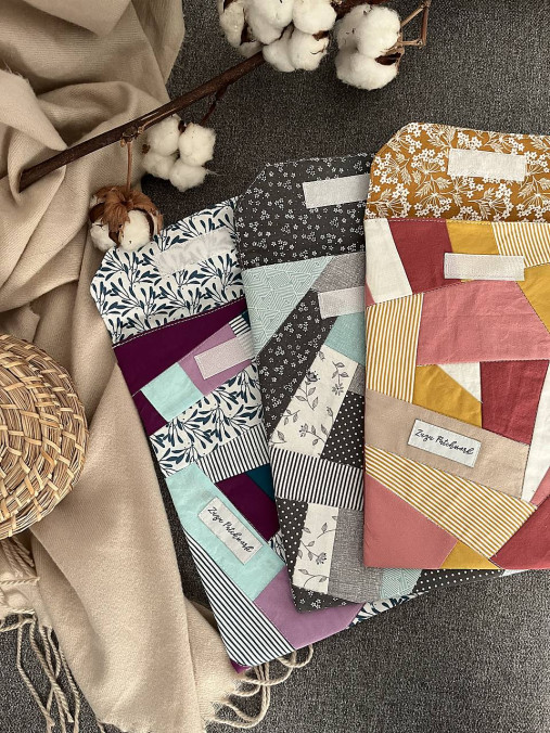 Papiernictvo - Patchwork knihobal, horčicovo-vínová - 17047724_