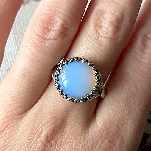 ZĽAVA 25% Opalite Antique Silver Ring  / Vintage prsteň s opalitom E056