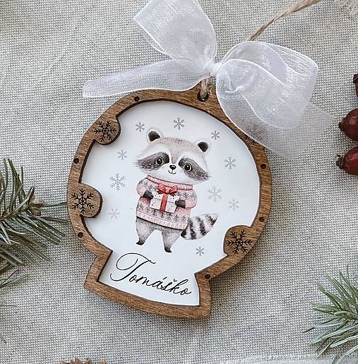 Dekorácie - Vianočná ozdoba personalizovaná medvedík čistotný - 17085167_