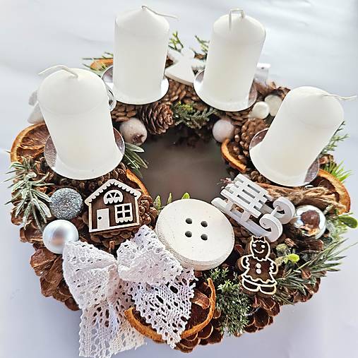 Adventný veniec bielo-strieborný – originálna ručná tvorba