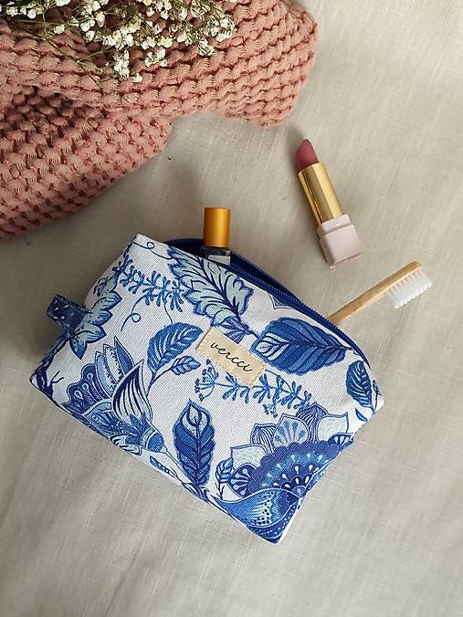 Taštičky - Kozmetická taštička MALÁ CESTOVATEĽKA - 17082421_