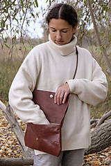 Kabelky - Kožená kabelka s nastaviteľným popruhom (Čokoládová hnedá) - 17099745_