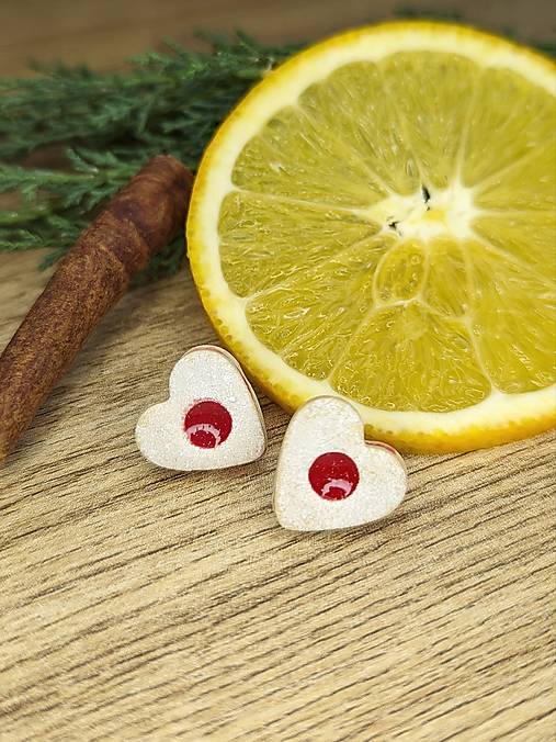 Sady šperkov - Linecké jahodové srdiečka, napichovacie náušnice - 17102395_