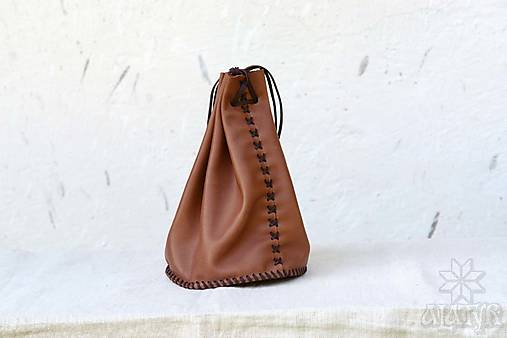Peňaženky - Veľký kožený mešec, veľkosť na 900 mincí - 17106657_