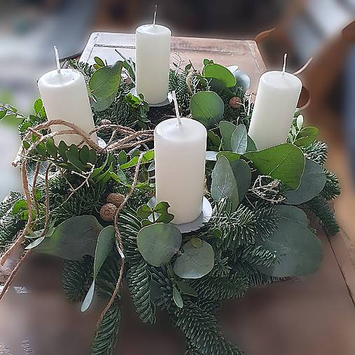 Dekorácie - Adventný veniec - 17108140_