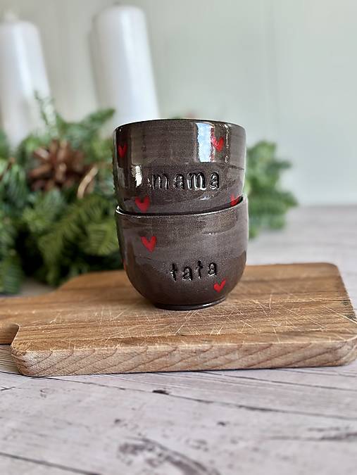 Pohárik TATA Love na tmavej hline