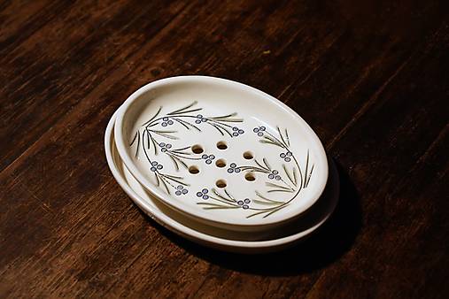 Nádoby - Ručně vyráběny porcelánový Mýdelník bílý + podtácek - 17112329_