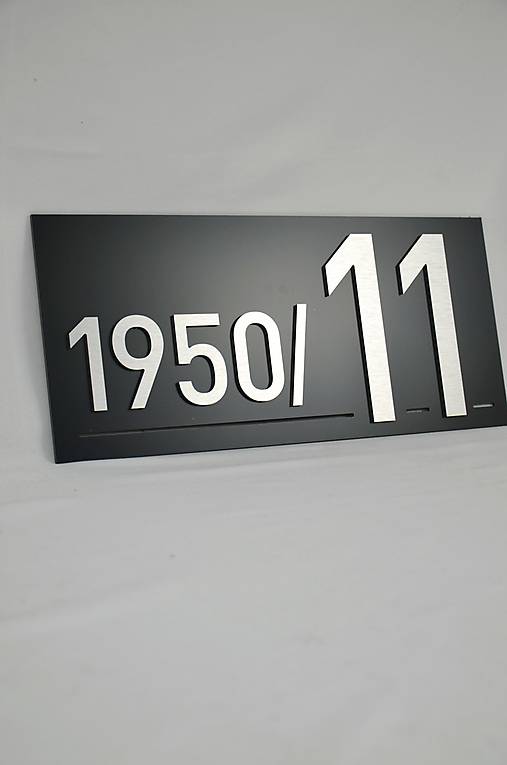 Tabuľky - Číslo na dom: Tu sme! - 17114281_