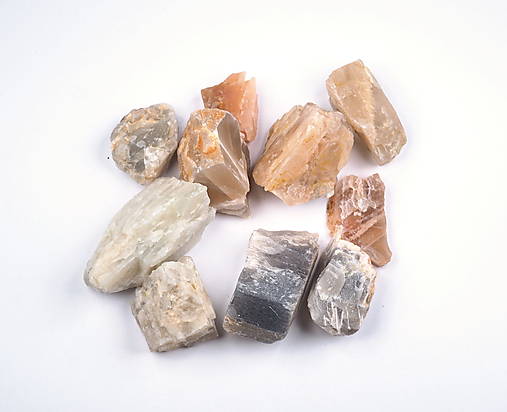 Minerály - Mesačný kameň K456 - 17113402_