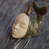 Sochy - zlatá rybka - 17118320_