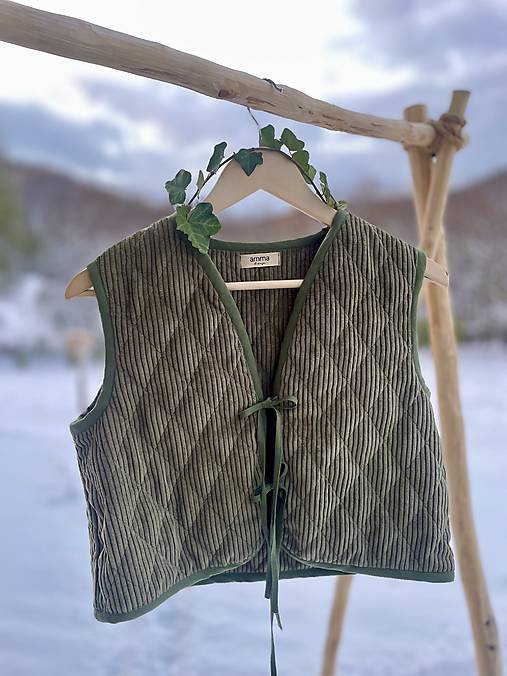 Vesty - Vesta Via menčestrová - 17121783_