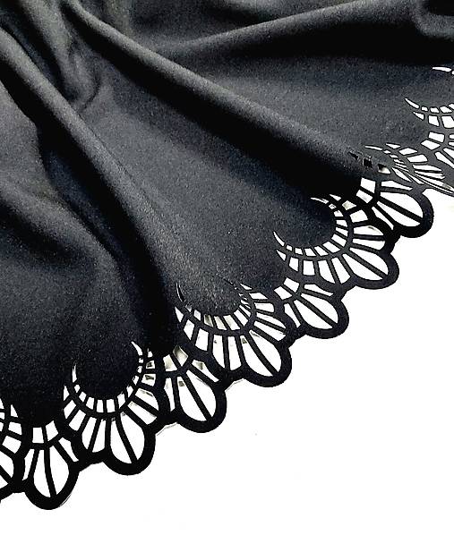 Textil - Panel na sukňu či šaty - 17122084_