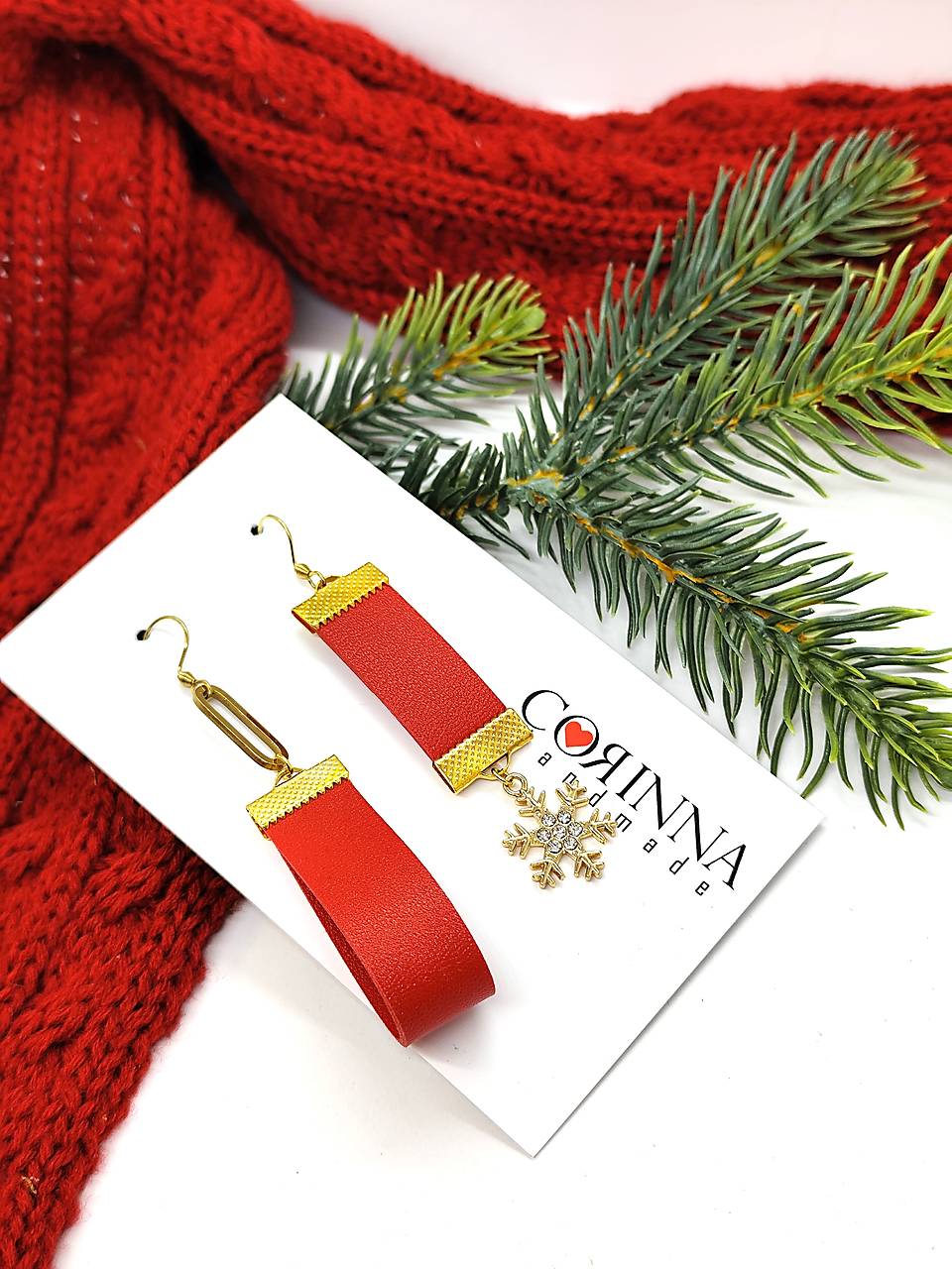 Vianočné asymetrické náušnice "Agatha"