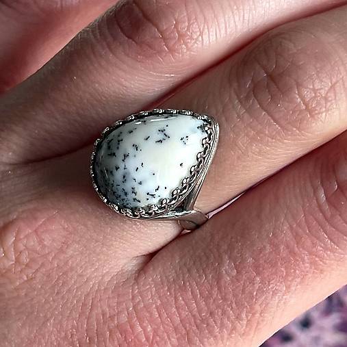 Natural Dendrite Opal Drop AG925 Ring / Strieborný prsteň s prírodným dendritickým opálom E012